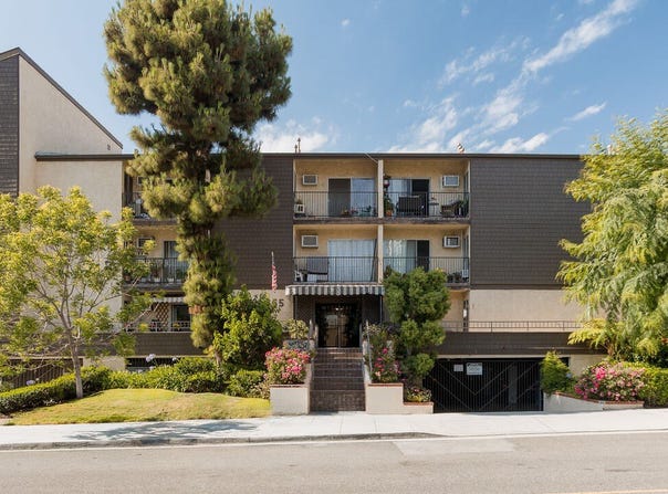 365 Burchett St, Glendale, CA 91203