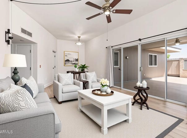 13821 N THUNDERBIRD Boulevard, Sun City, AZ 85351