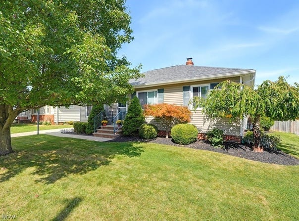 11052 Naomi Drive, Parma, OH 44130