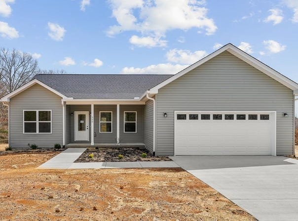 320 Johnson Chapel Road, SPARTA, TN 38583