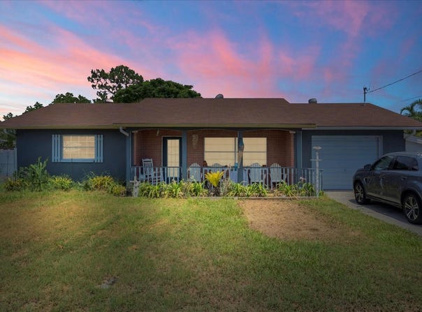2412 MARINER BOULEVARD, SPRING HILL, FL 34609