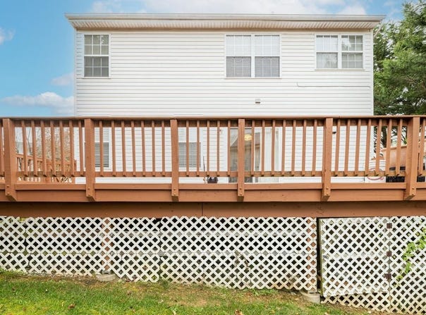 4 YELLOW LEAF COURT, GERMANTOWN, MD 20876