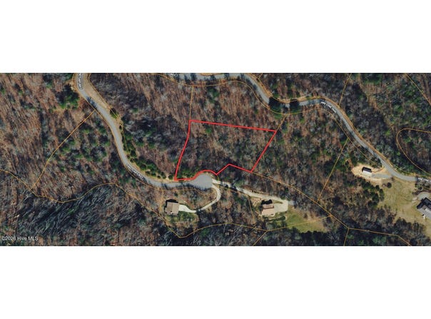 Sanctuary Way, Marshall, NC 28753