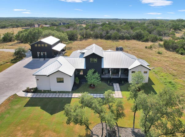 150 Wandering Oaks Cir Circle, Burnet, TX 78611