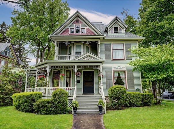 294 N Main Street, Canandaigua City, NY 14424