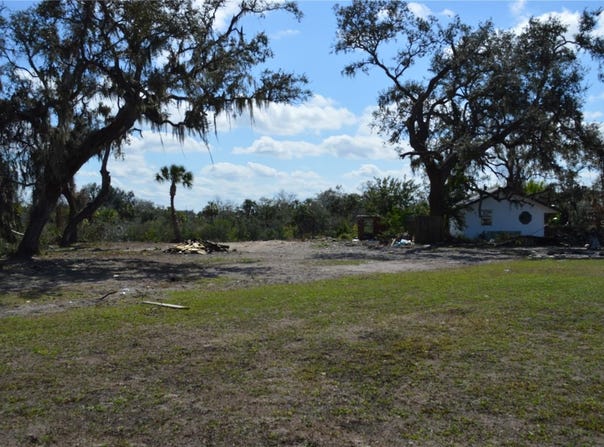 7023 PAYNE Avenue, GIBSONTON, FL 33534