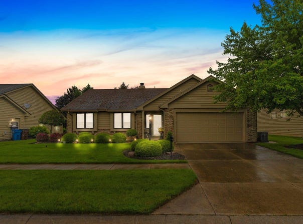 1114 Packard PL Place, Auburn, IN 46706