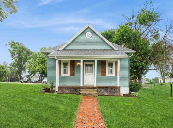 715 N Fremont Street, Stuart, IA 50250