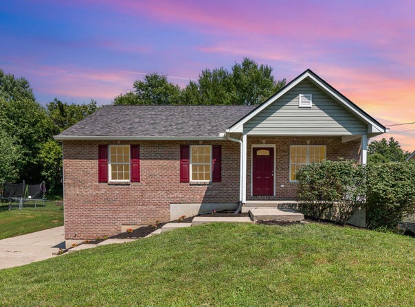 707 Skyline Drive, Florence, KY 41042