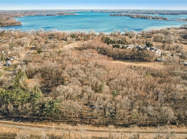 5285 Northwest Avenue, White Bear Lake, MN 55110