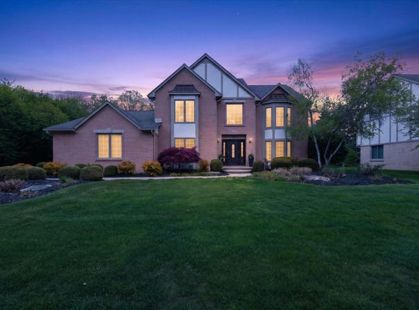 1452 Lockmoor Drive, Troy, MI 48084