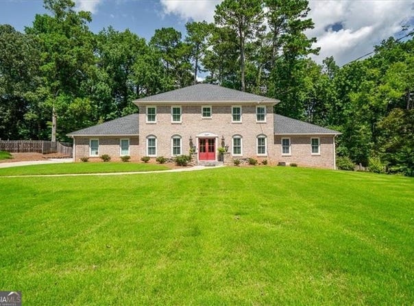 2207 Forestglade, Stone Mountain, GA 30087