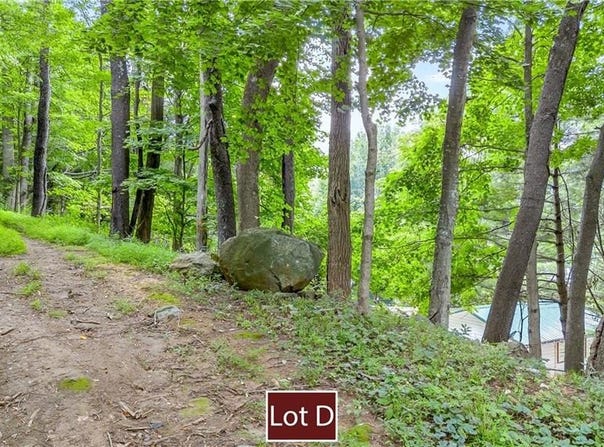 002 Burkett Avenue, West Jefferson, NC 28694
