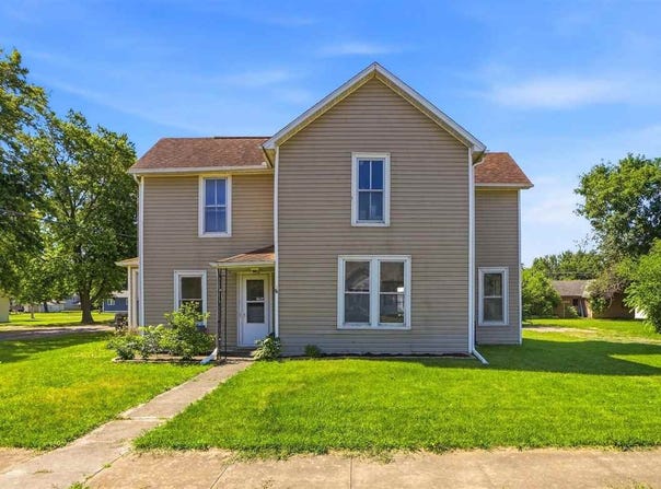 210 E Center St., Winfield, IA 52659