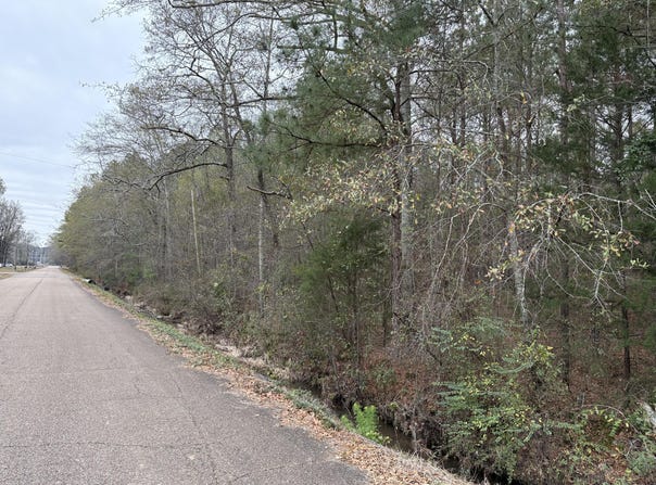 Parkview Dr., Amory, MS 38821