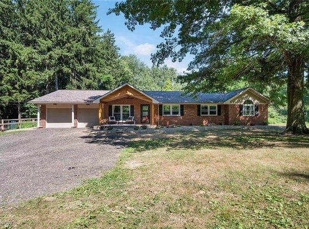 11336 Forty Corners Road NW, Massillon, OH 44647