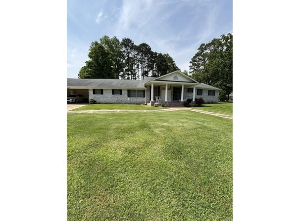 201 Arkansas  Street, Warren, AR 71671