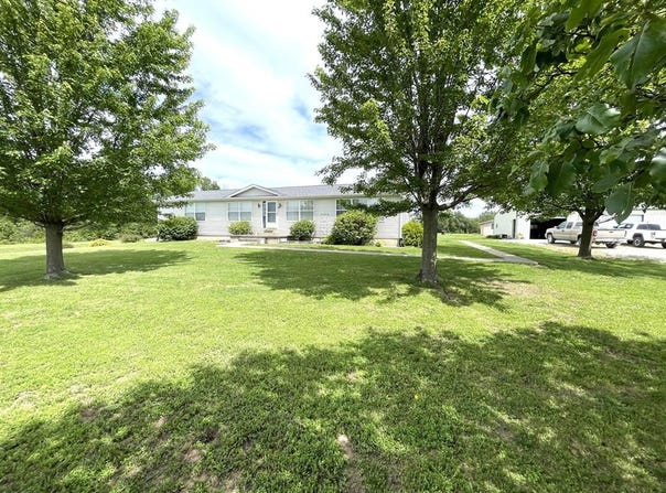 24337 Hamlet, Excello, MO 65247