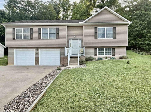 81 Valley Forge Circle, Fairmont, WV 26554