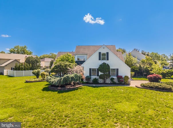 106 GIRARD AVENUE, HATBORO, PA 19040