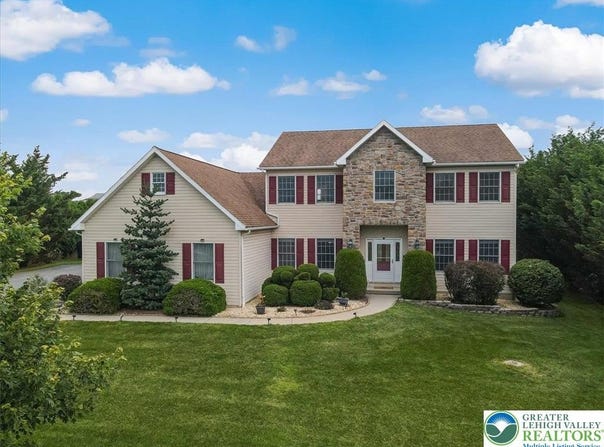 2804 Lehigh Lane, Upper Nazareth Twp, PA 18064