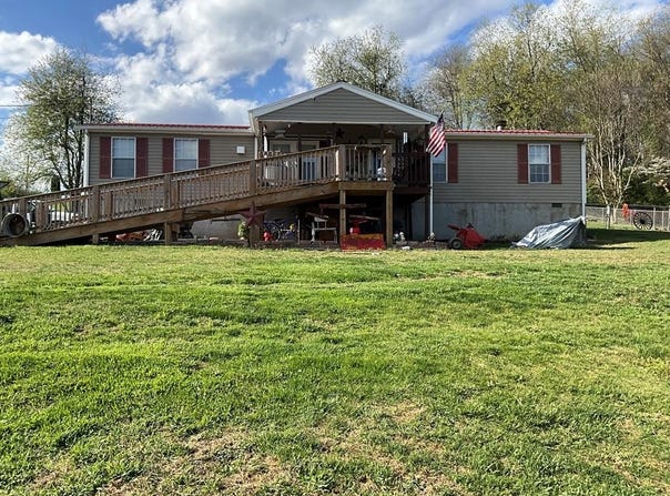 184 Pack Street, COOL RIDGE, WV 25825