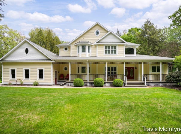 1281 Allendale Drive, Muskegon, MI 49445