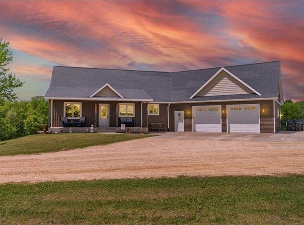 1704 156th Street, Erin Prairie Twp, WI 54017