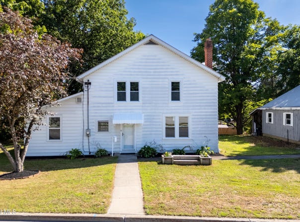 10 W Mechanic Street, Corinth, NY 12822
