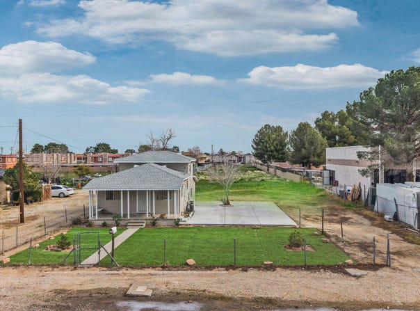 38652 E 9th Street, Palmdale, CA 93550