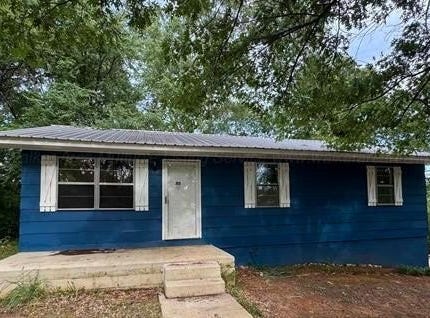 3820 CO RD 77, Columbiana, AL 35051
