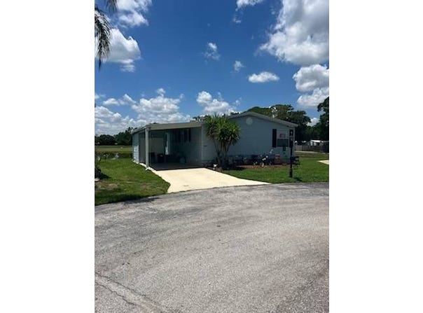 202 Montauk Ct, Auburndale, FL 33823