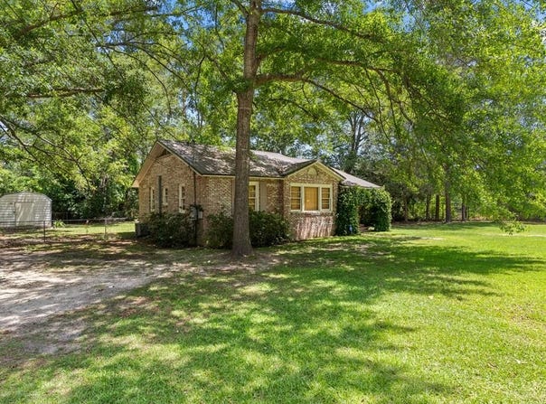 700 Lakeview, Dothan, AL 36301