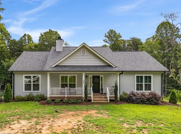 826 Country Lane, Pelham, NC 27311