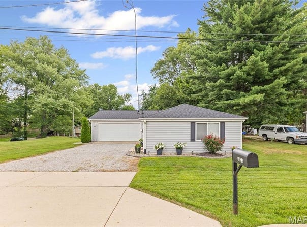 1623 Gerber Road, Edwardsville, IL 62025