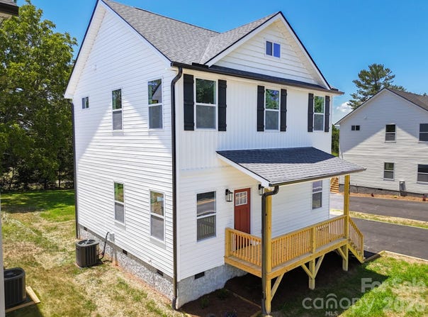 430 Hazel Mill Road, Asheville, NC 28806