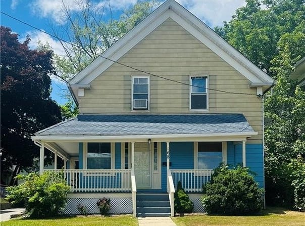 168 3rd Avenue, Woonsocket, RI 02895