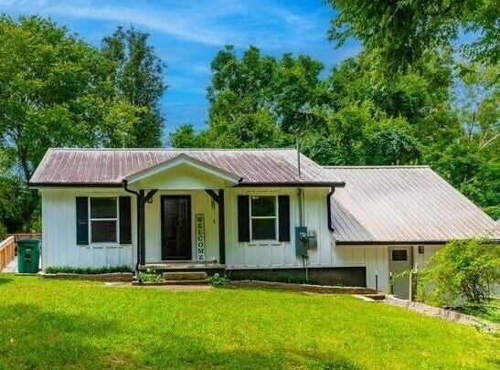 303 Claire Street, Rossville, GA 30741