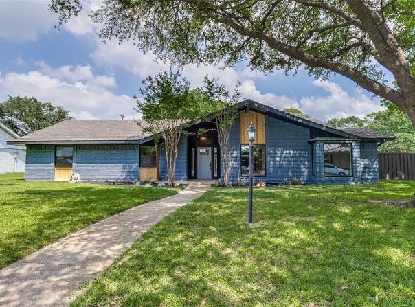 10240 Carry Back Circle, Dallas, TX 75229