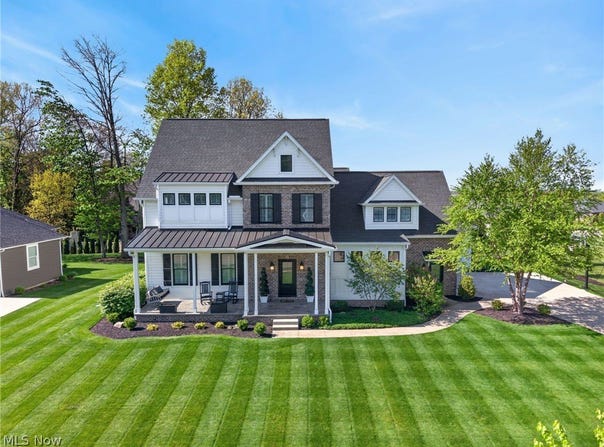 1323 Springbury Drive, Uniontown, OH 44685