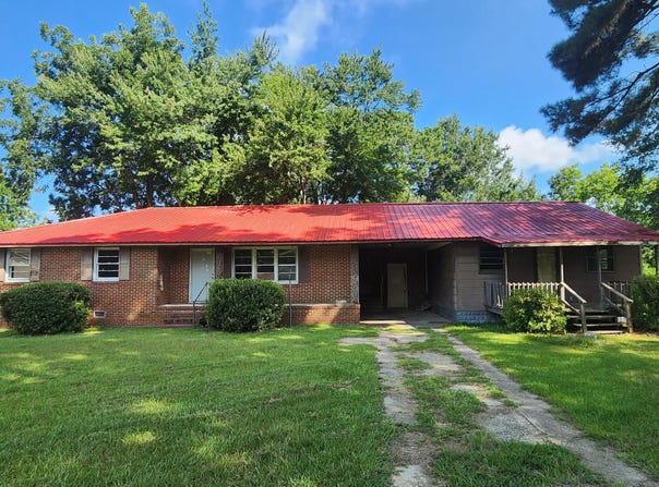 5838 Us 301, Rowland, NC 28383