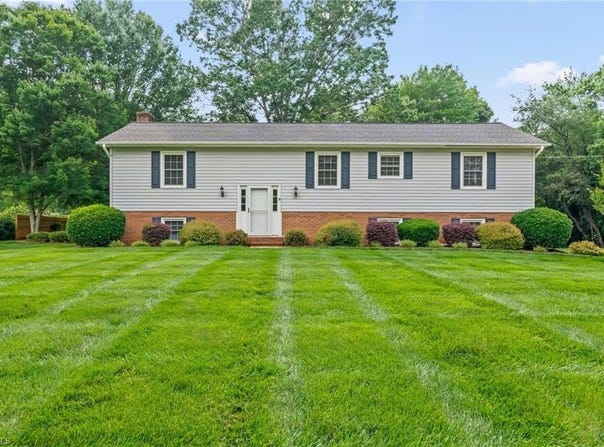 4760 Sherborne Drive, Pfafftown, NC 27040