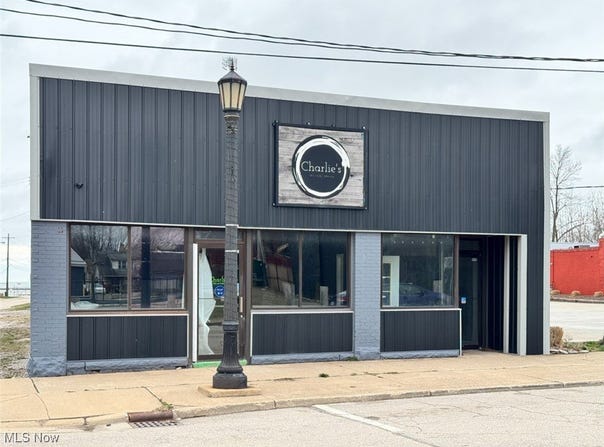 198 Park Street, Conneaut, OH 44030