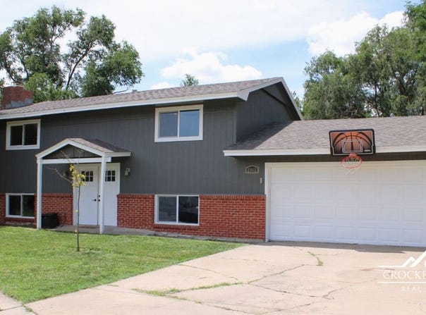 2003 N Apache Drive, Garden City, KS 67846