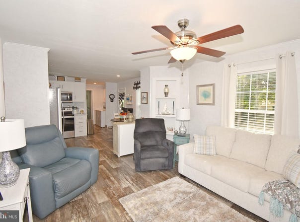 7877 BENNETT PARK DRIVE, SALISBURY, MD 21801