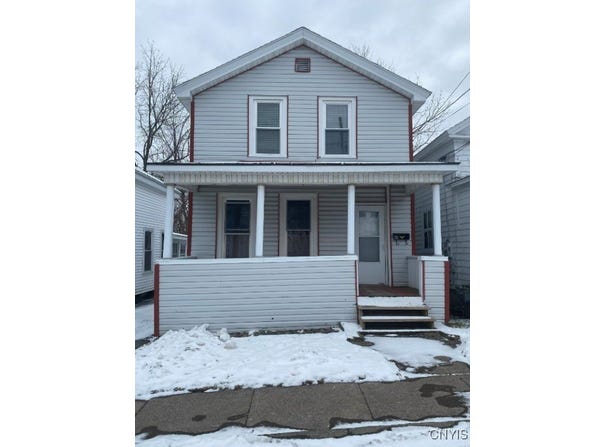 33 1/2 Dublin Street, Oswego, NY 13126