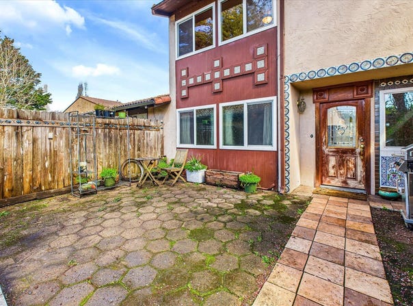 4545 Valley West Boulevard, Arcata, CA 95521