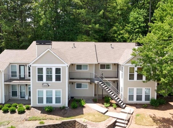 3113 Lake Pointe, Roswell, GA 30075