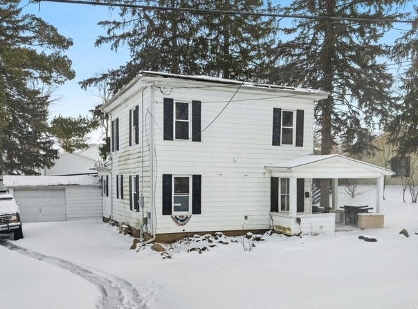 404 N Martha Street, Angola, IN 46703-1510