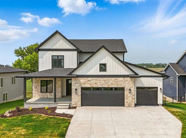 702 Beck Dr., Solon, IA 52333